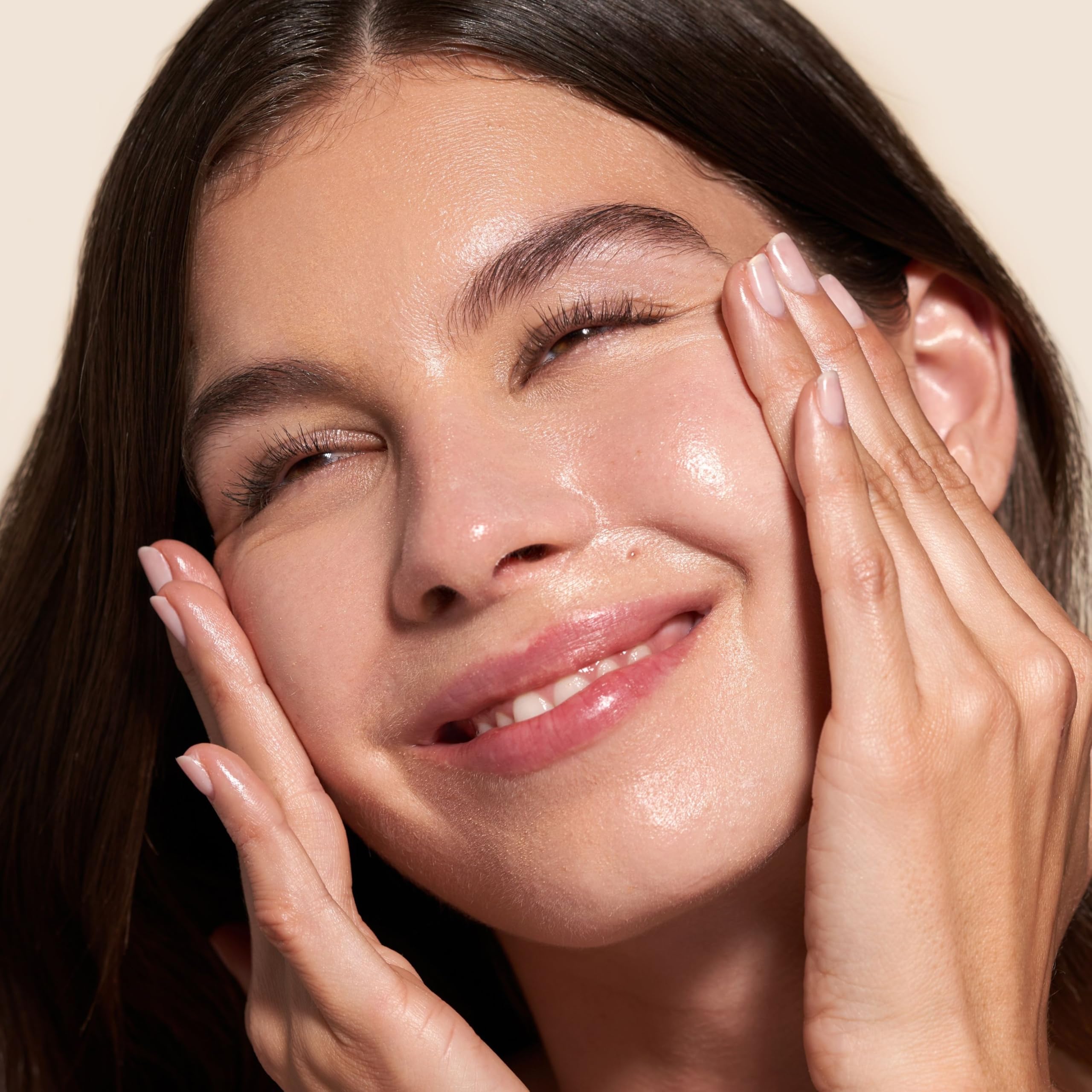 Barefaced Overachiever texture swatch shows creamy, glide-on consistency