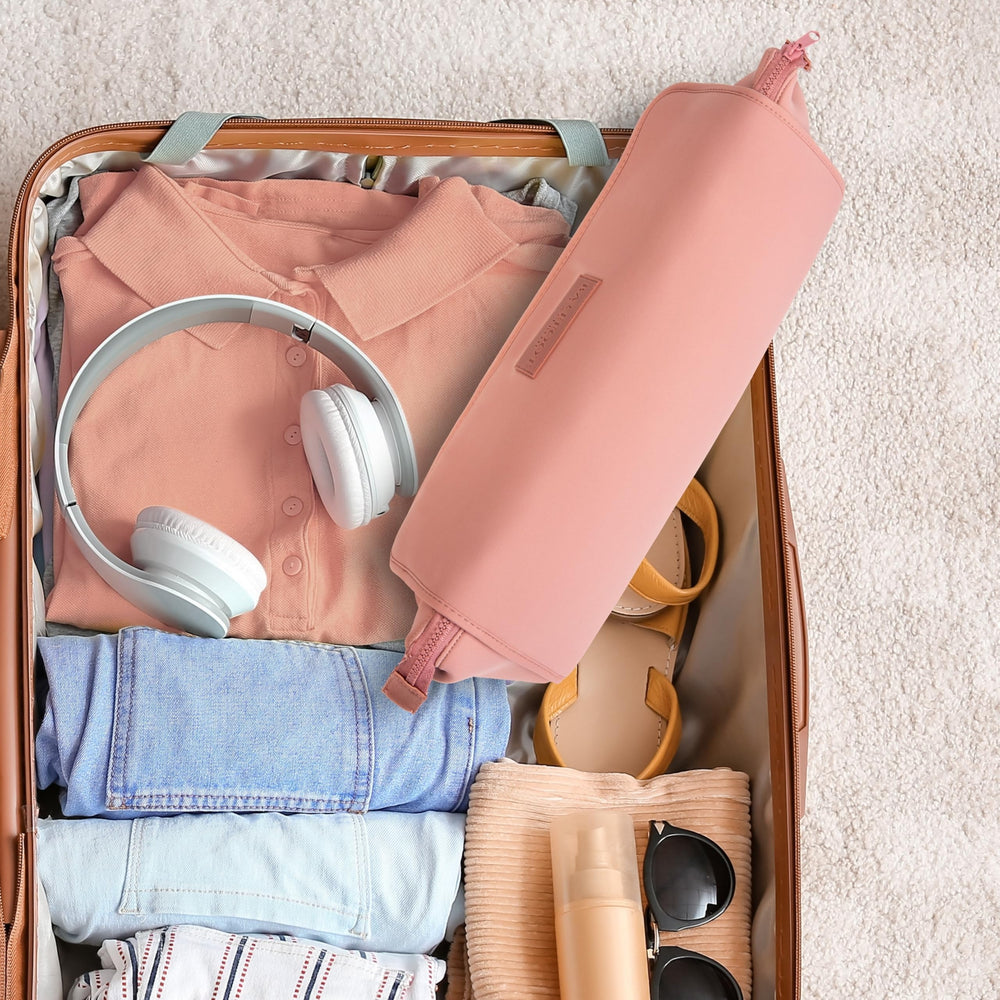 Barefoot Caribou heavy-duty neoprene withstands daily use and travels.