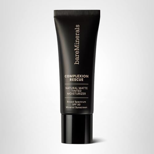 bareMinerals Complexion Rescue natural tint blends into skin smoothly.