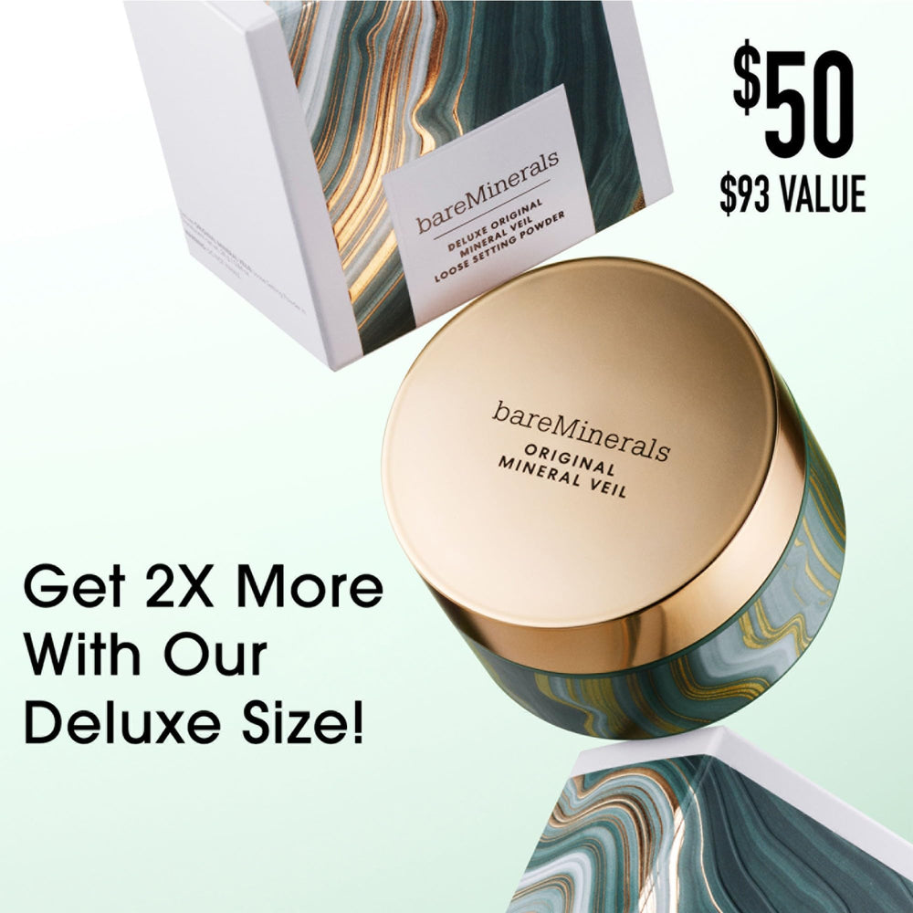 bareMinerals Holiday 2025 Deluxe Mineral Veil close-up-texture—diffused glow and shine control