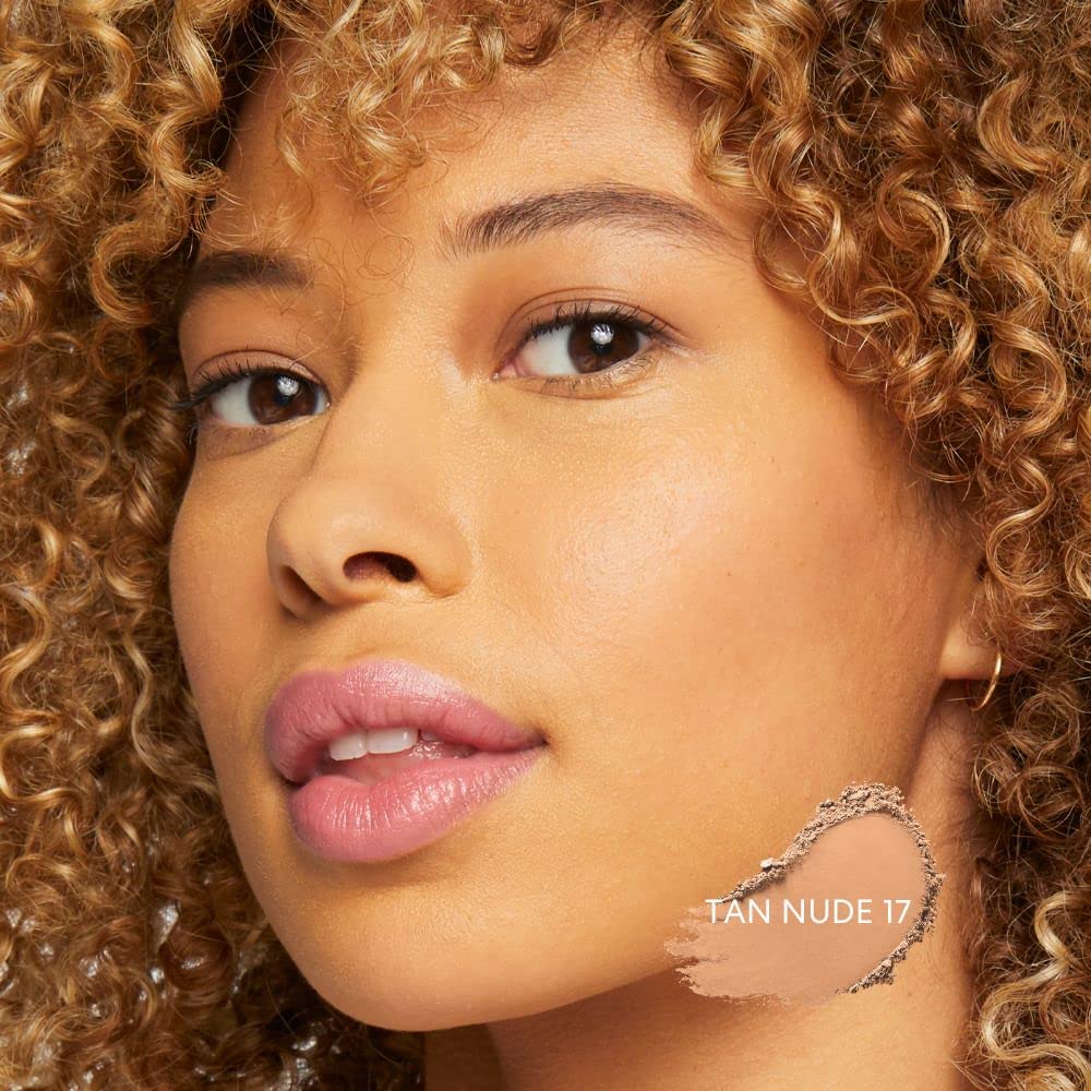 bareMinerals Original Loose Powder Foundation SPF 15 Tan Nude 17 brush-application demonstrates smooth buffing without settling