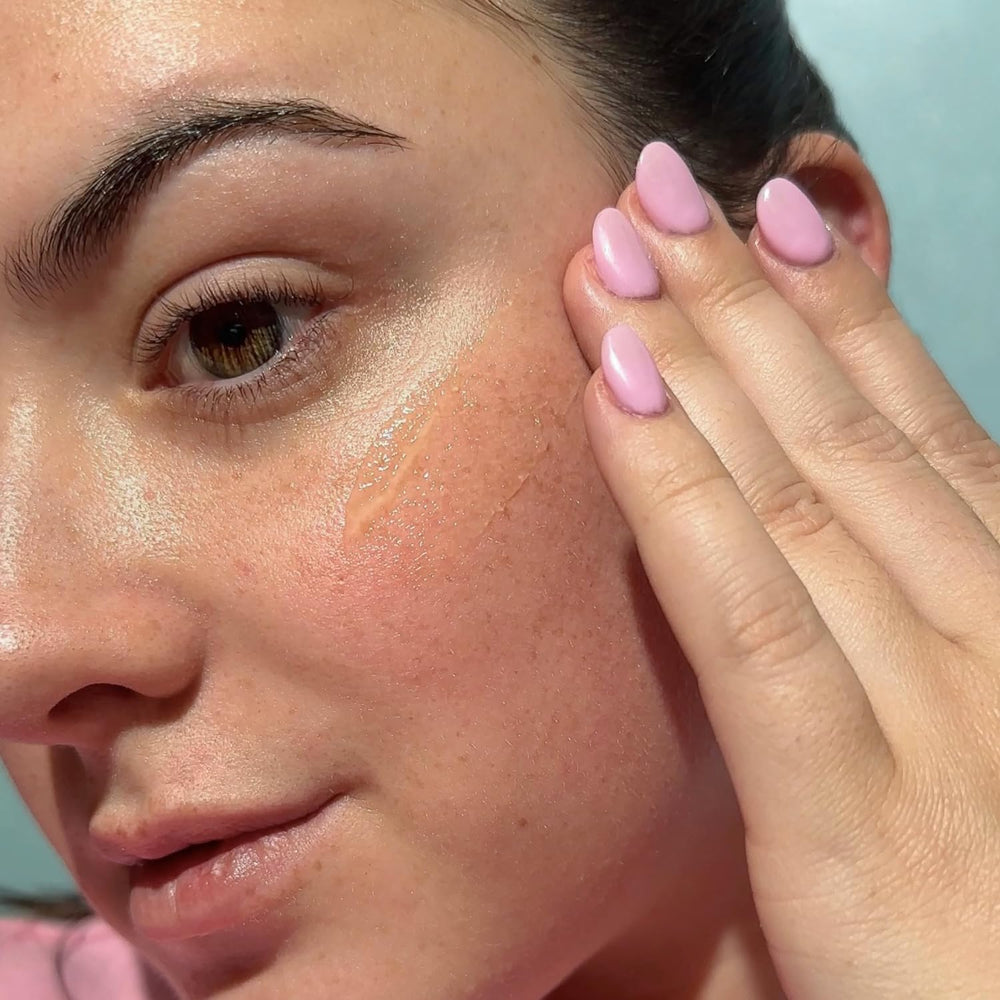 Bask Suncare SPF40 daily gel on skin provides a lightweight, non-greasy finish.