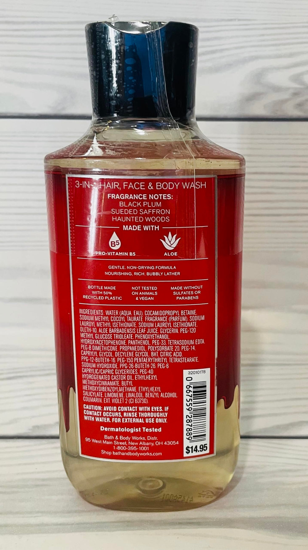 Bath & Body Works Immortal Men's 3-in-1 wash lather closeup highlights Pro-Vitamin B5 moisturizing benefits.