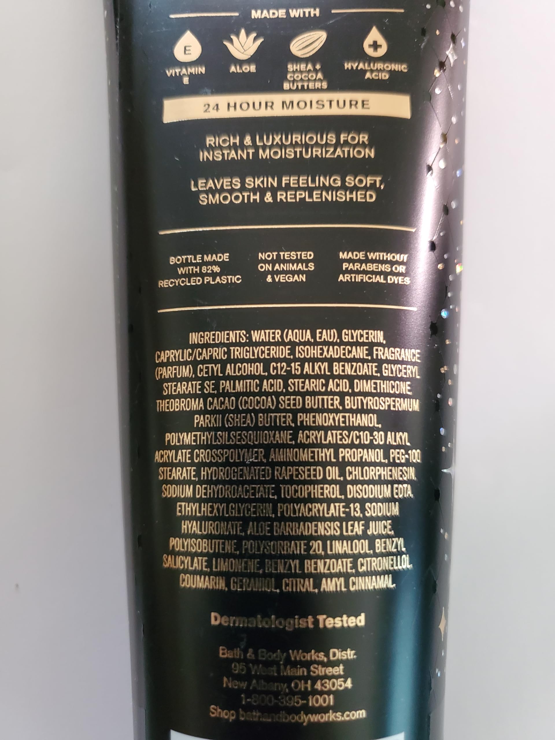 Bath & Body Works Into the Night fragrance notes graphic highlights pink jasmine and cashmere musk.