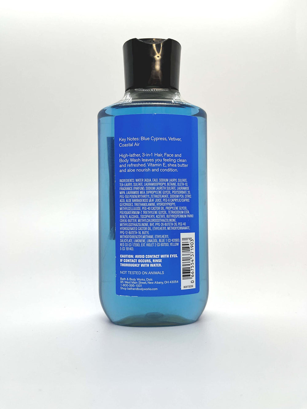 Bath and Body Works Ocean for Men 2-in-1 wash demonstrates easy rinse and refreshing lather.