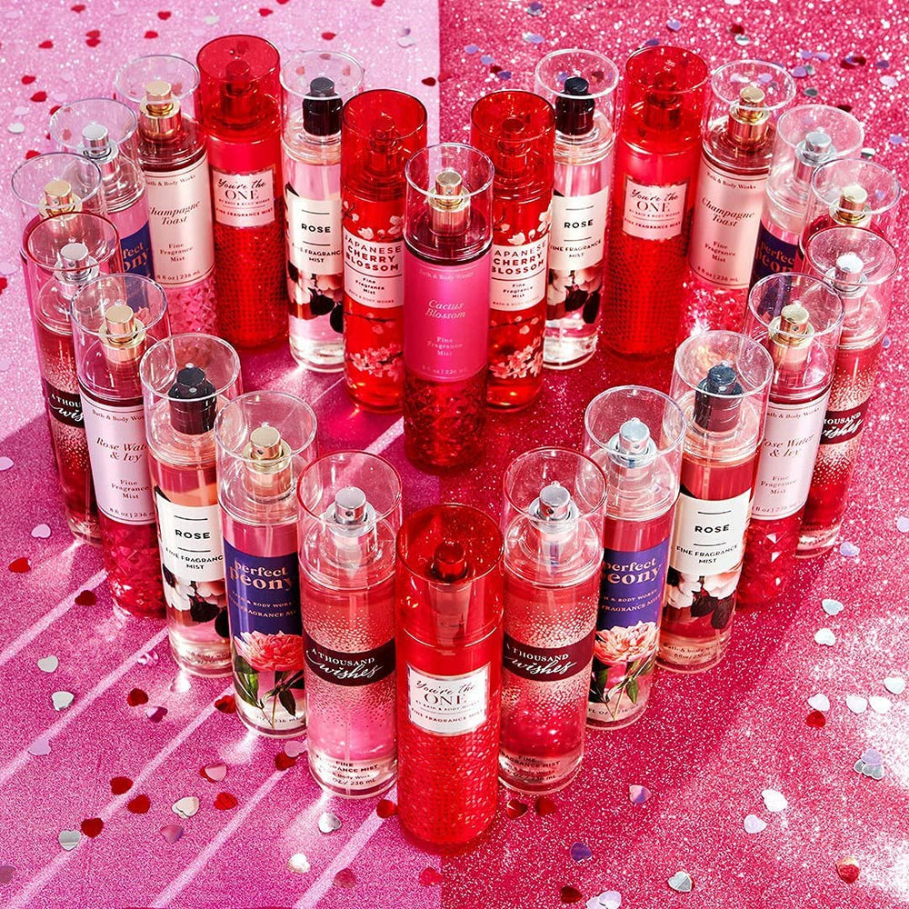 Bath & Body Works Velvet Sugar mist close-up of label for premium branding and scent preview.
