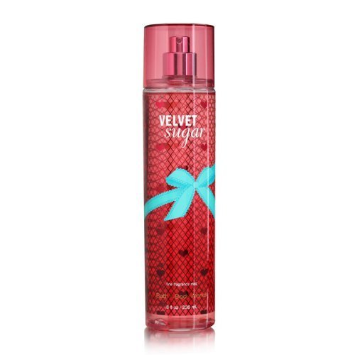 Bath & Body Works Velvet Sugar mist pump in action delivering even coverage.