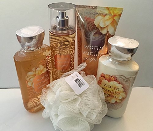 Bath and Body Works Warm Vanilla Sugar Deluxe Gift Set packshot for daily pampering.
