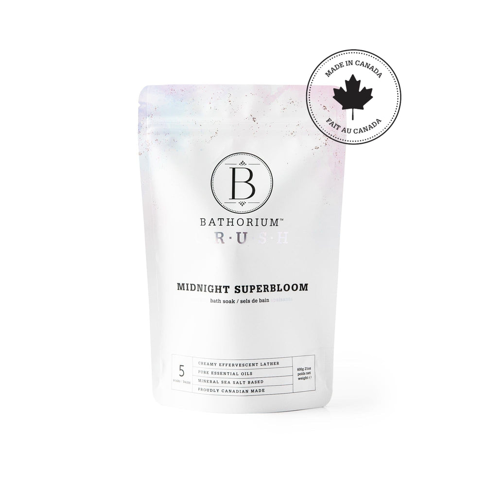 Bathorium Midnight Superbloom Crush bath scene with candlelight for relaxation.