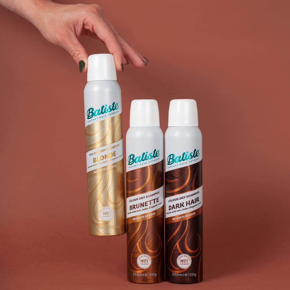 Uso diario con Batiste Dry Shampoo Plus para cabello sin agua.