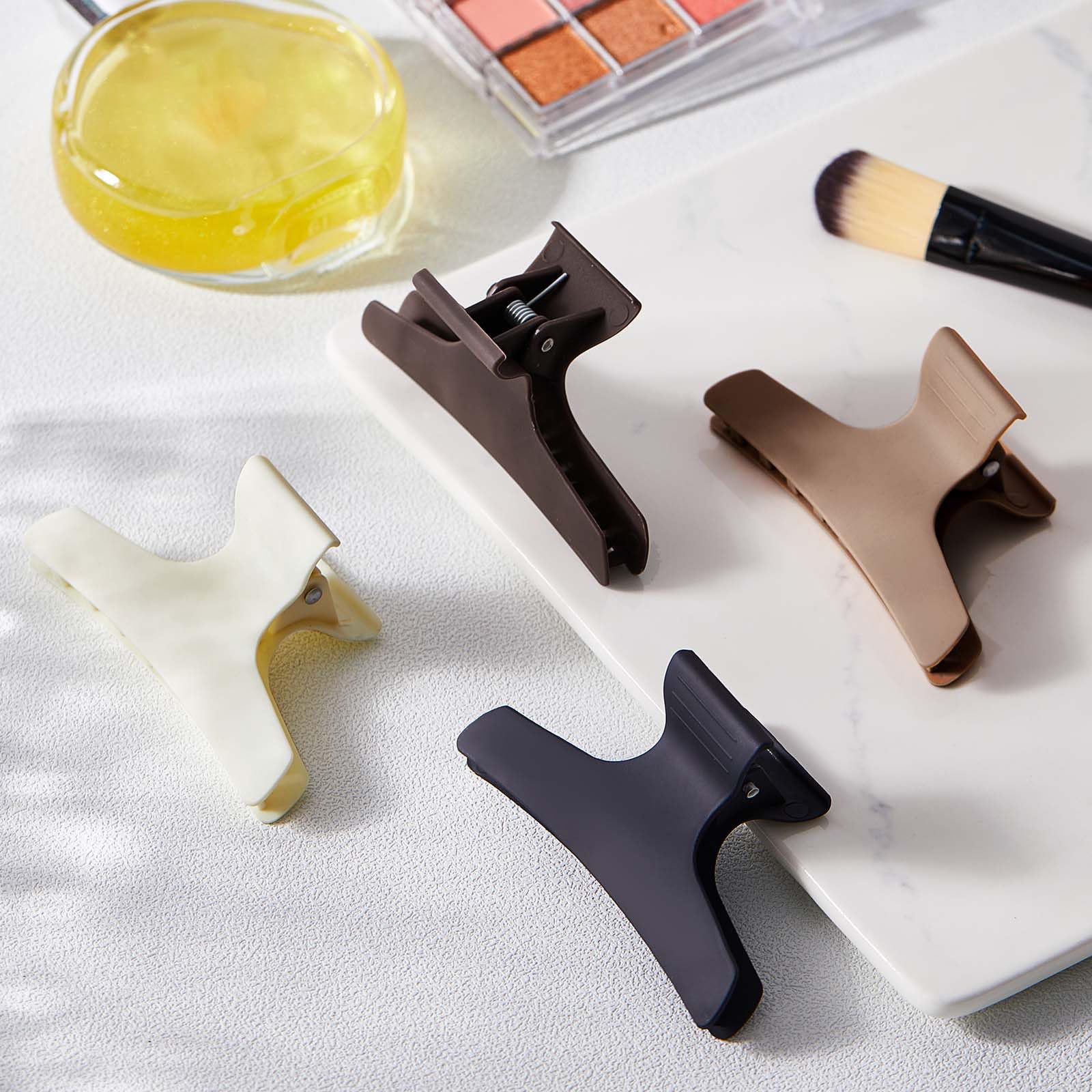 Batiyeer butterfly hair clips deepened sectioning aids precise hair separation.