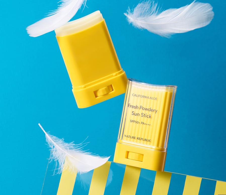 BC233 California Aloe Fresh Sun Stick texture close-up shows a transparent, powdery finish