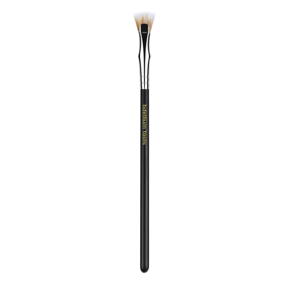 Bdellium Tools Maestro 730 bent mascara fan closeup showing clump-free separation