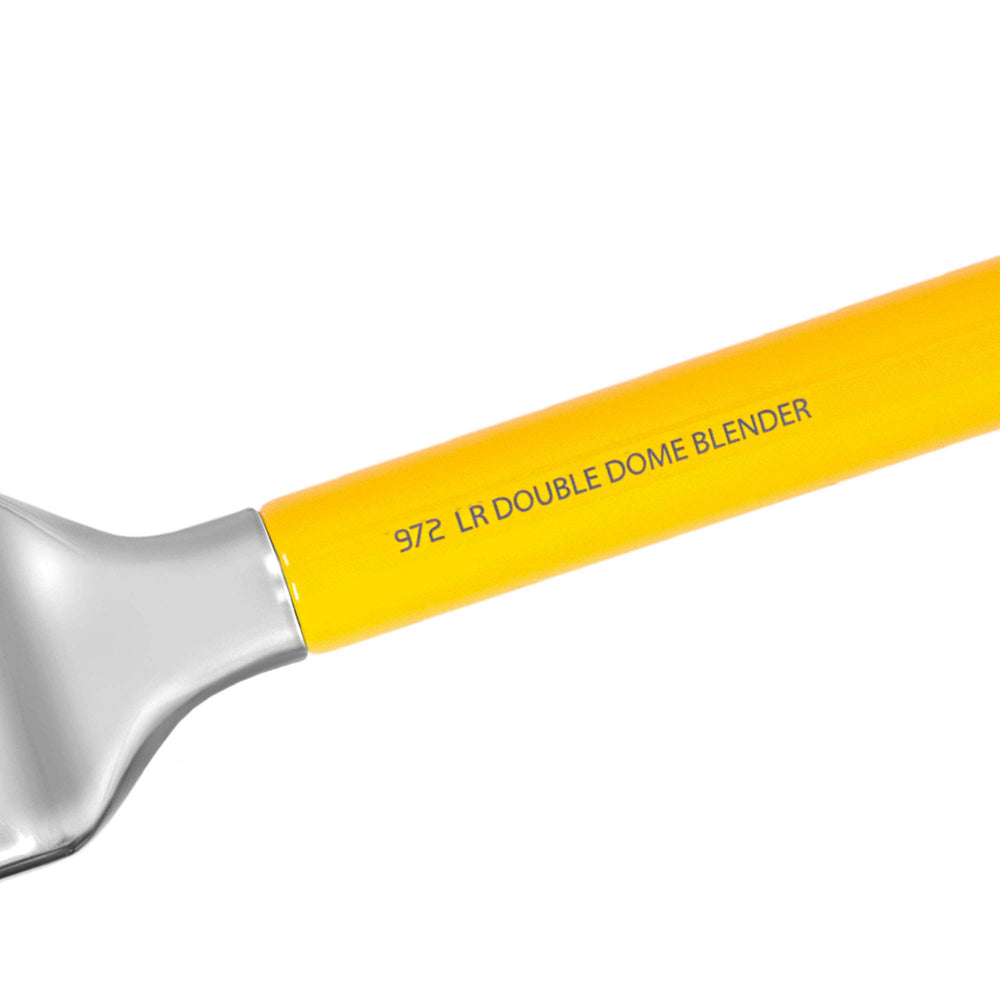 Bdellium Tools Studio Series 972 blender measures 6.5 inches for ergonomic grip.