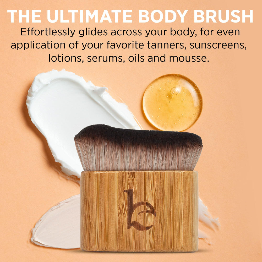 Beauty by Earth Ultra Soft Self Tanner Brush ensures consistent blending for natural-looking results.