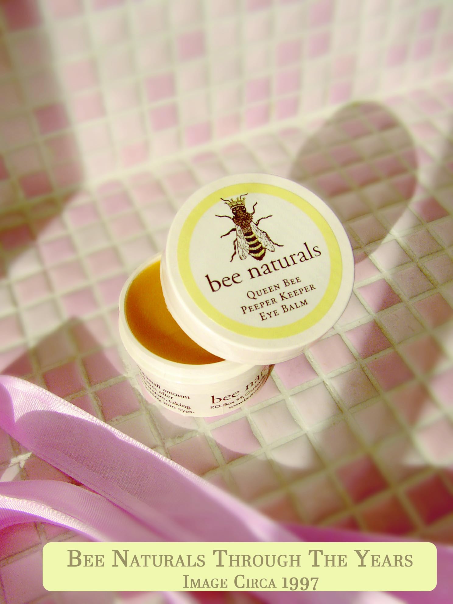 Bee Naturals Queen Eye Balm gift-ready set for pampering and daily eye care