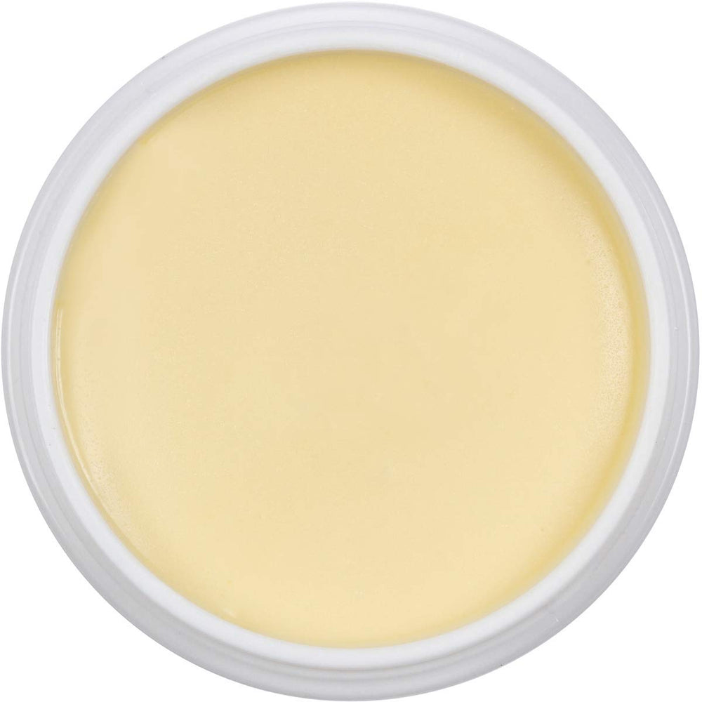 BeeFriendly night cream texture closeup shows creamy, nourishing formula for nighttime care.