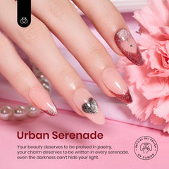 Beetles Cat Eye magnet effect demonstration for dramatic cat-eye nails.