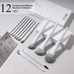 BEILI white foundation brush for flawless liquid makeup application.