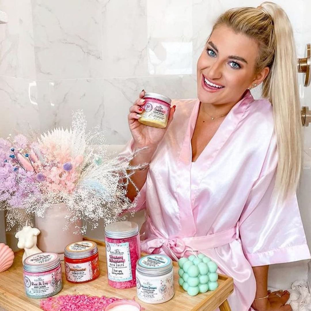 Notas dulces y aromáticas que perfuman la ducha de forma duradera.