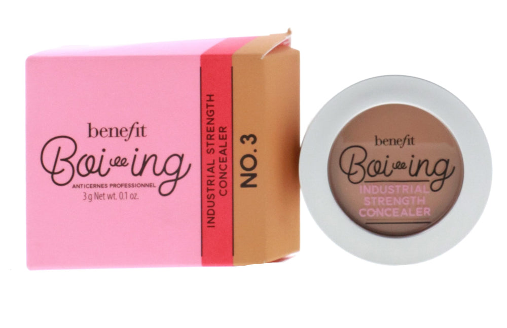 Benefit Boi-ing texture close-up showing creamy consistency for smooth blending