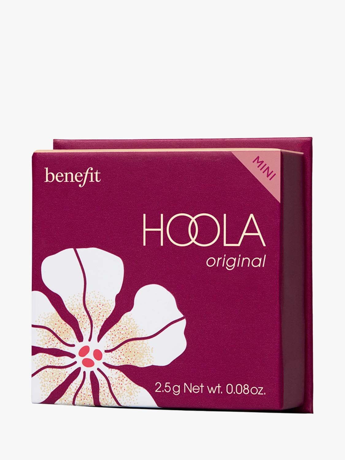 Benefit Hoola mini swatch demonstrates color shade for versatile warm-toned complexion.