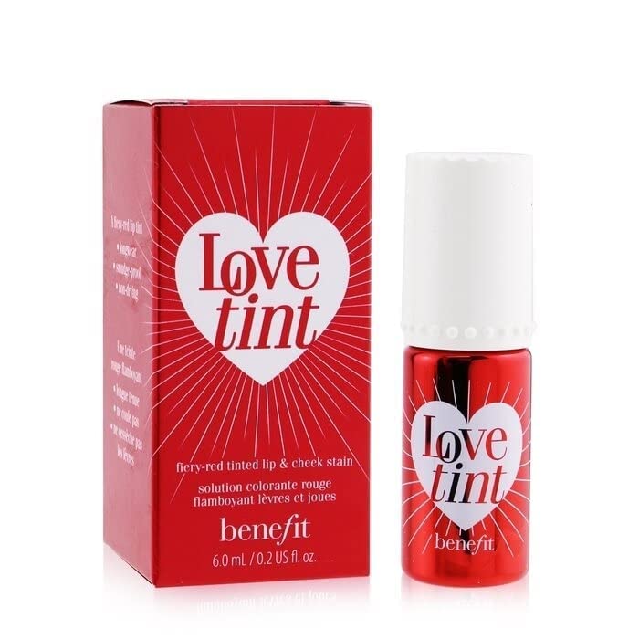 Benefit love tint fieryred applicator closeup demonstrating precise applicator and smooth glide