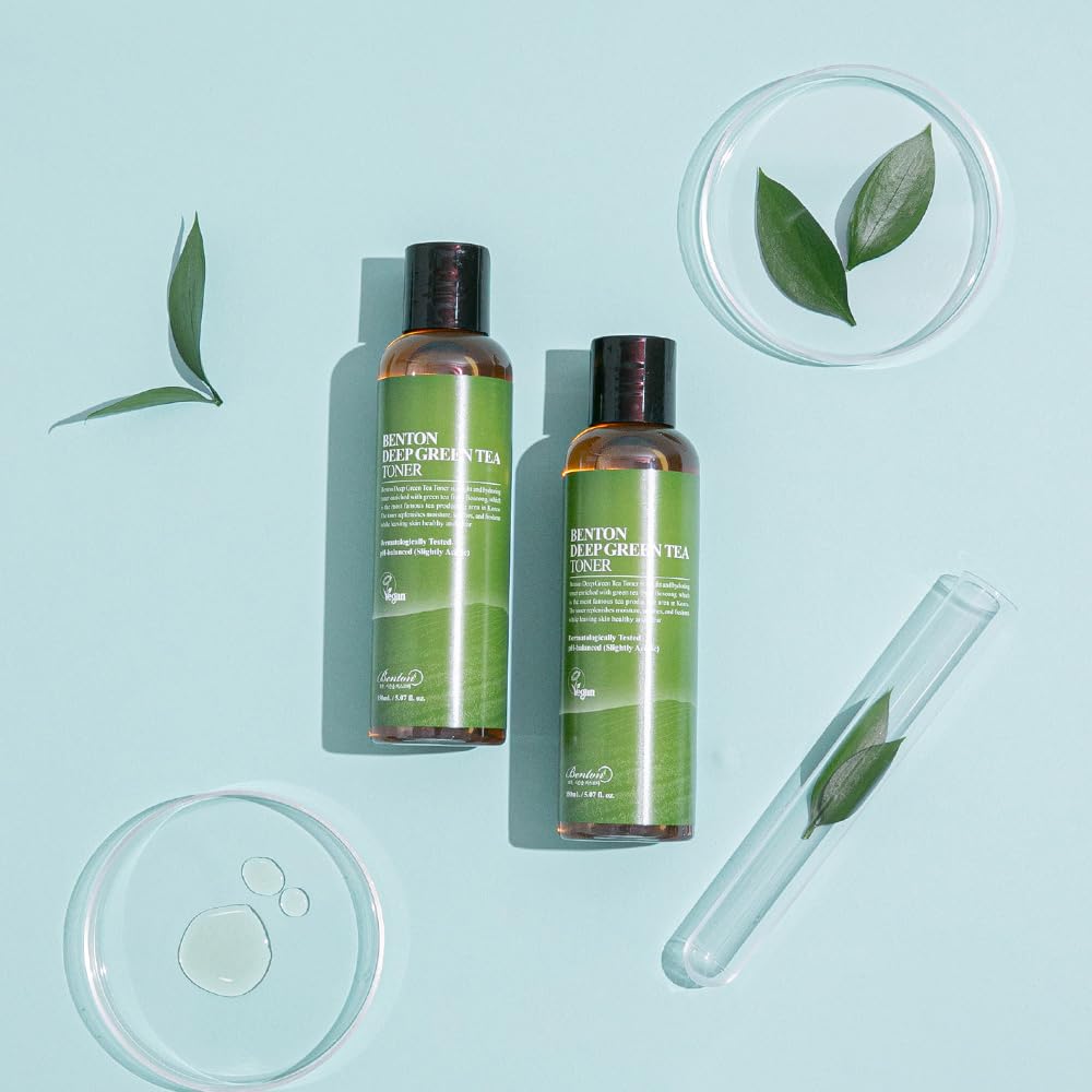BENTON 150ml toner label detail focuses on clean ingredients and Korean skincare heritage.