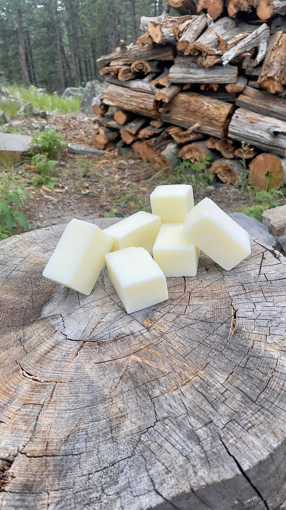 Big Crazy Buffalo Buff Bar Nebraska family-rendered tallow reflects craft.