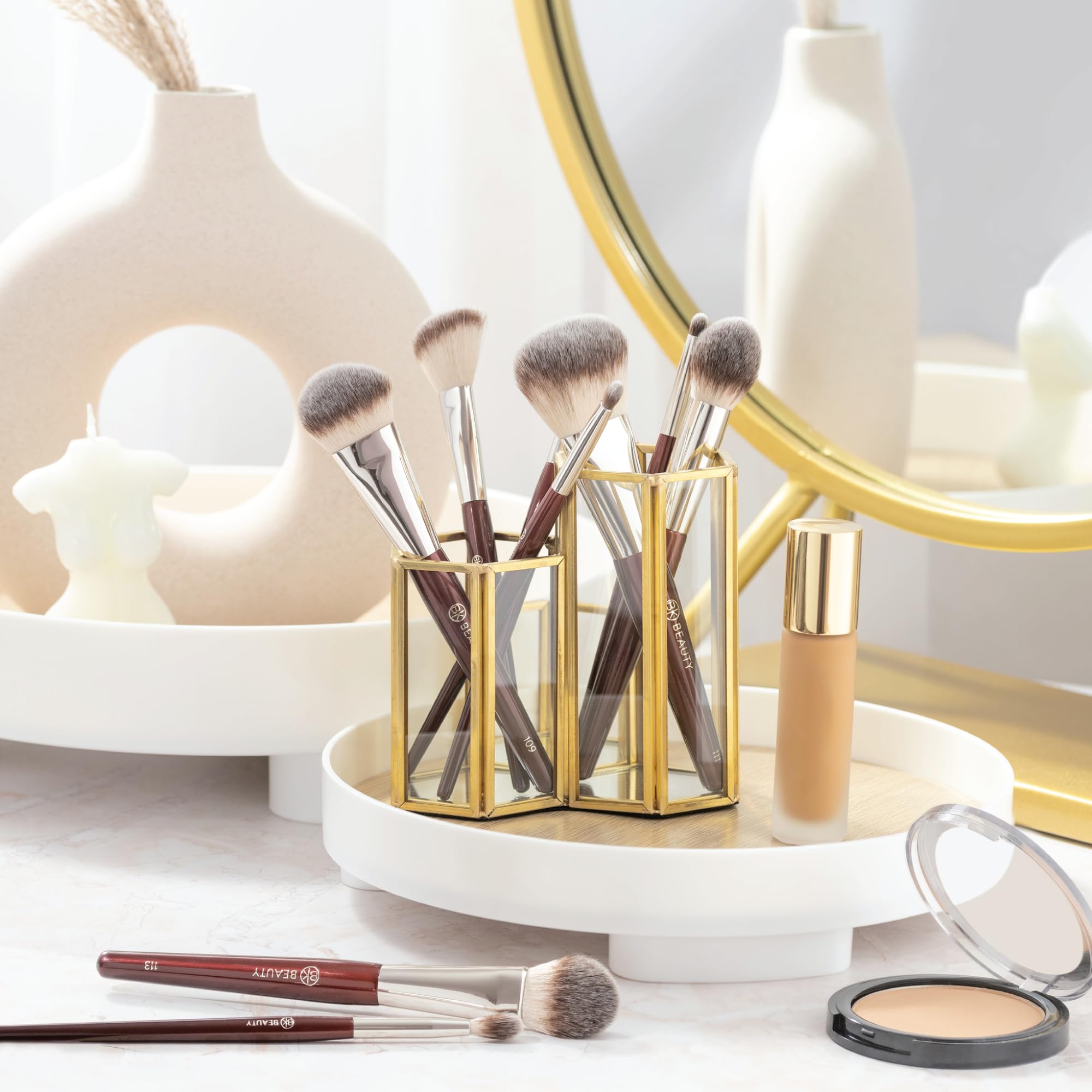 BK Beauty Core Face Set 113 small flat powder brush for even setting and finishing.