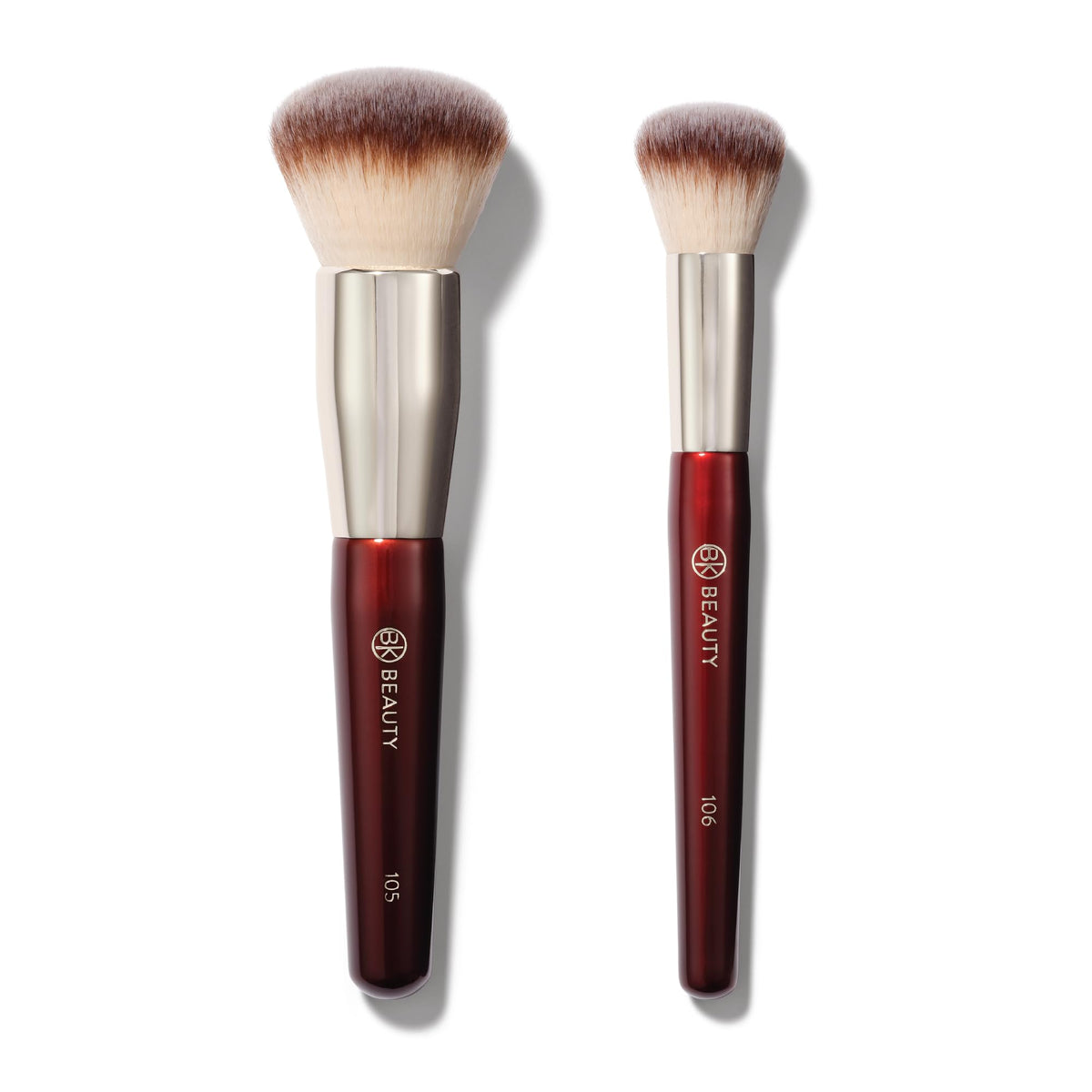 BK BEAUTY Large Buffer brush 105 close-up for seamless powder buffing and natural finish.