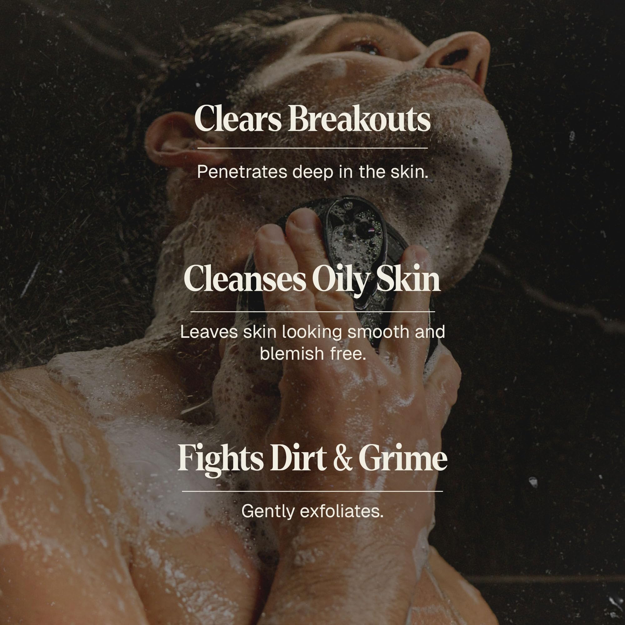 Black Wolf charcoal-powder face wash foam captures foamy texture for easy washing and impurities removal.