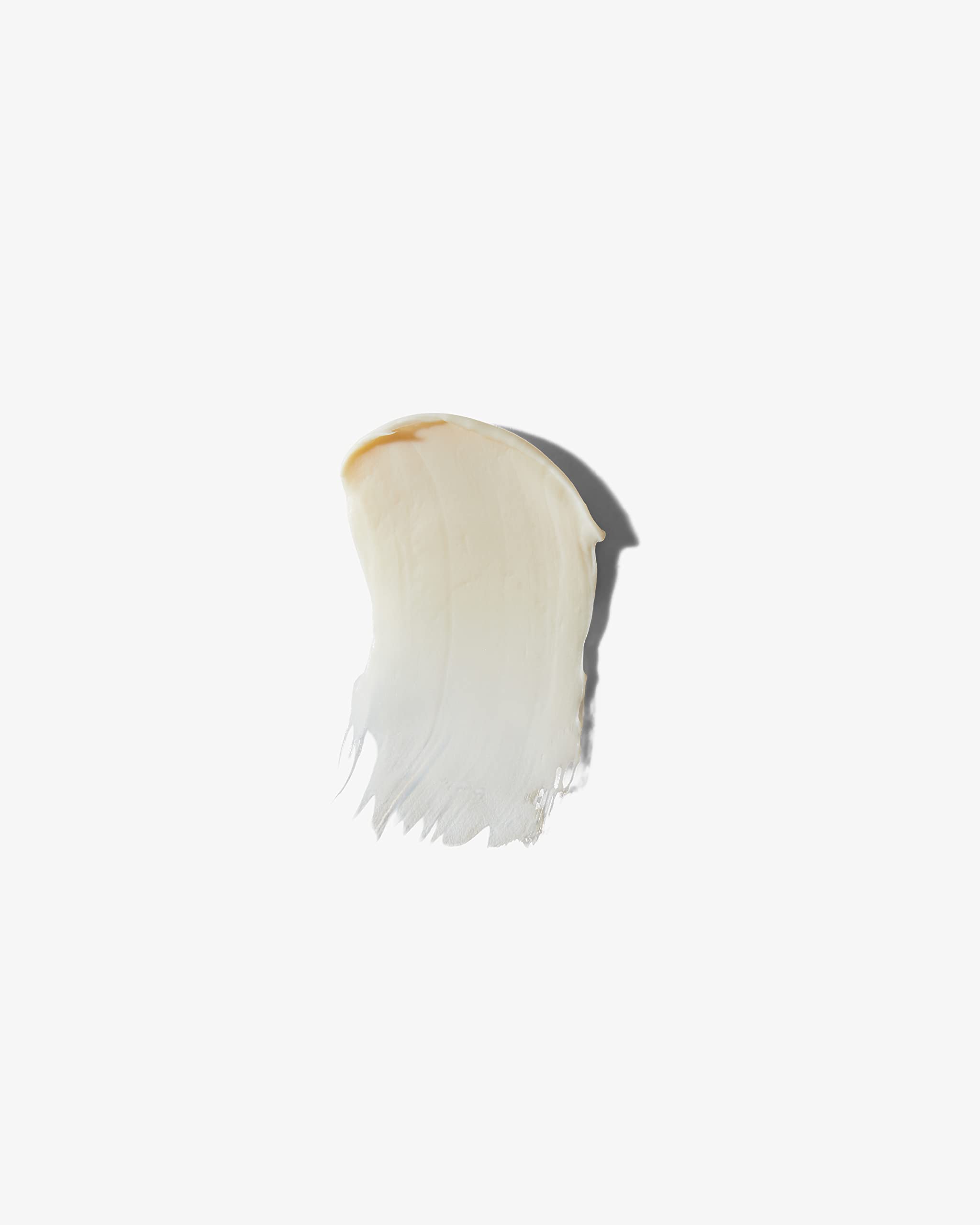 Blind Barber finish delivers a light natural shine on styled hair.
