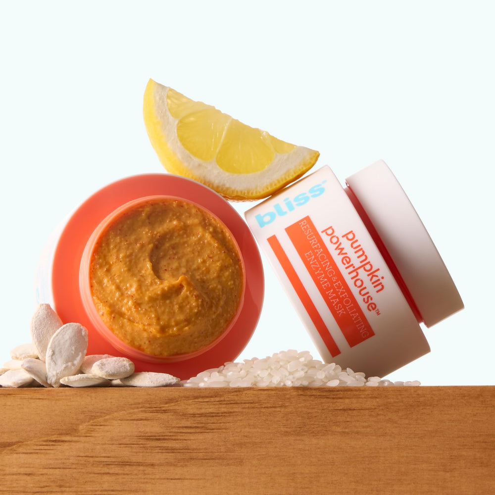 Bliss Lemon and rice powder swirl showing gentle exfoliation