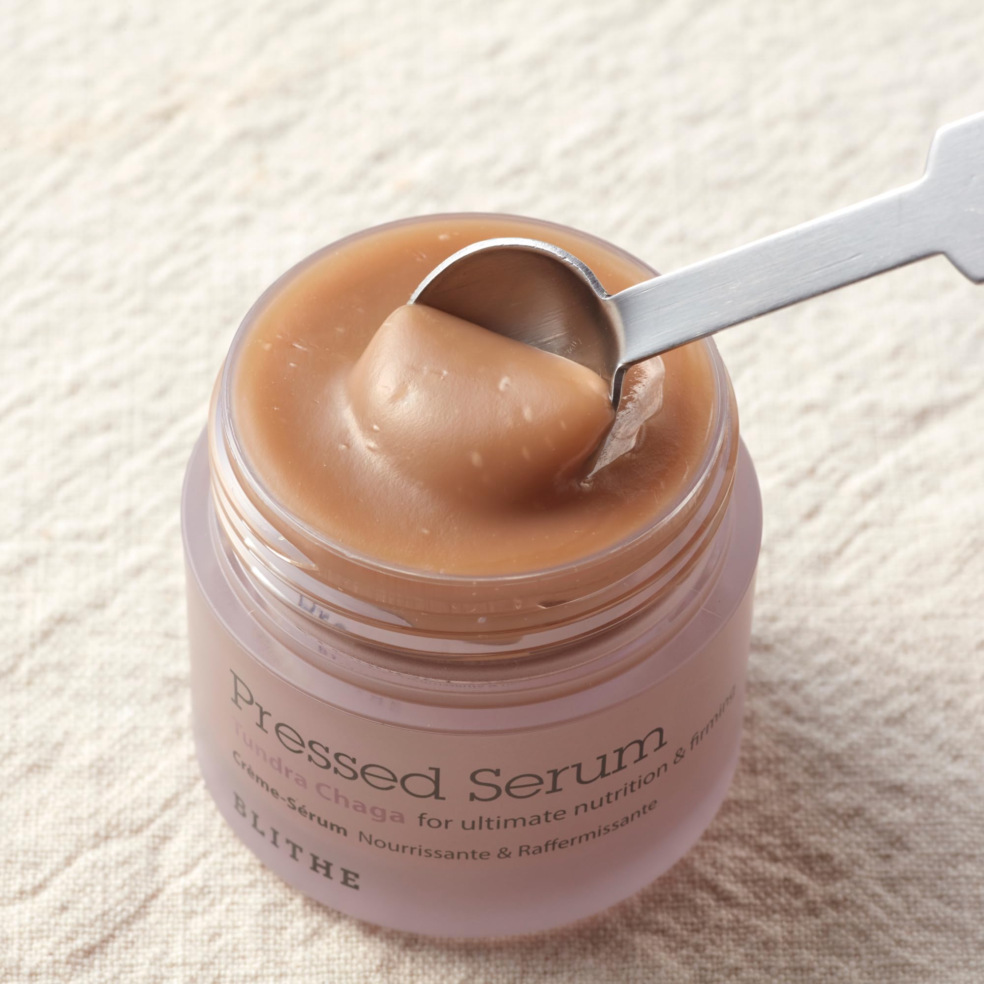 BLITHE Pressed Serum Tundra Chaga bottle pour demonstrates easy night-time application
