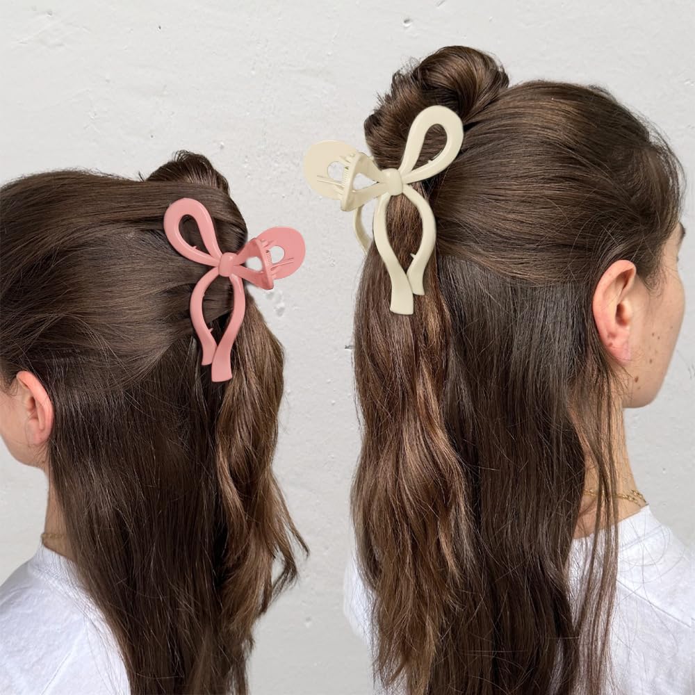 Bmobuo large claw clip with 12 teeth provides a secure grip for lush hair.