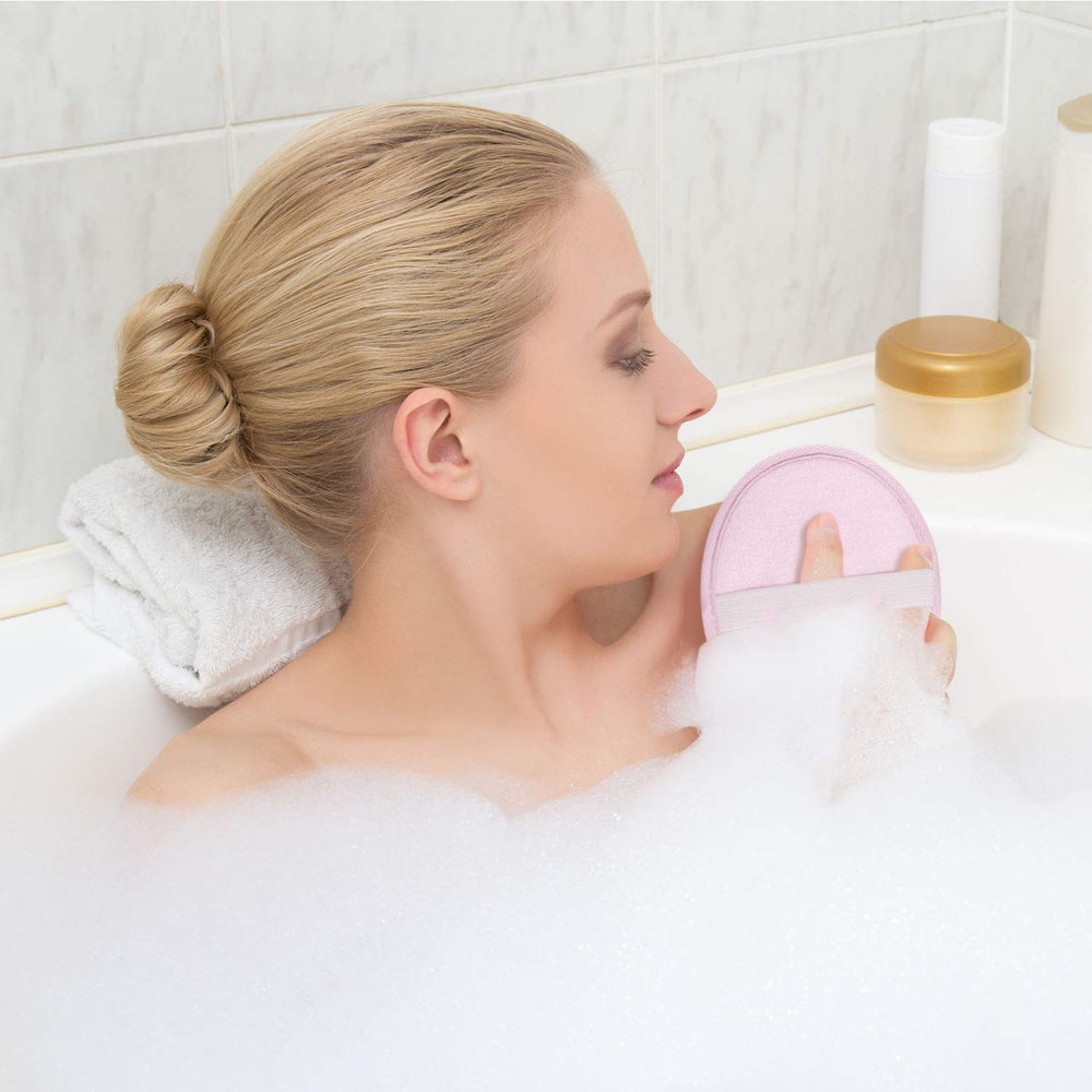 Boao scrubber glove with flower design offers a gentle body massage.