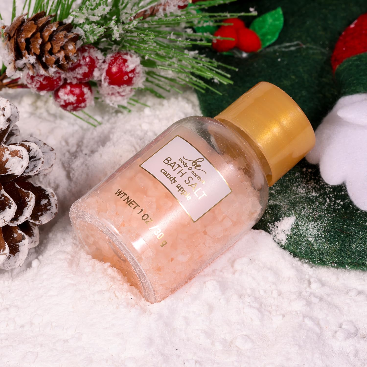 BODY & EARTH Shower gel provides a refreshing cleanse with holiday vibes