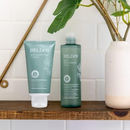 BOLDEN Skin Clarifying Cleanser foam-lather close-up ready to lift oil