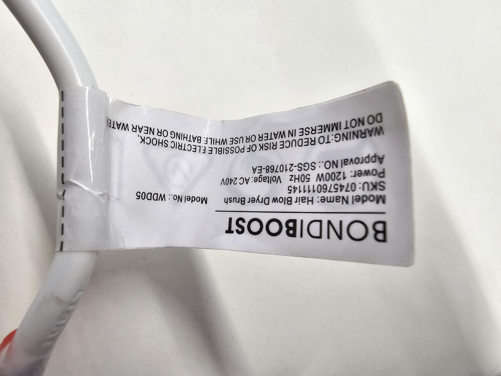 BONDIBOOST close-up of 51mm barrel and bristles illustrating smooth finish and lift