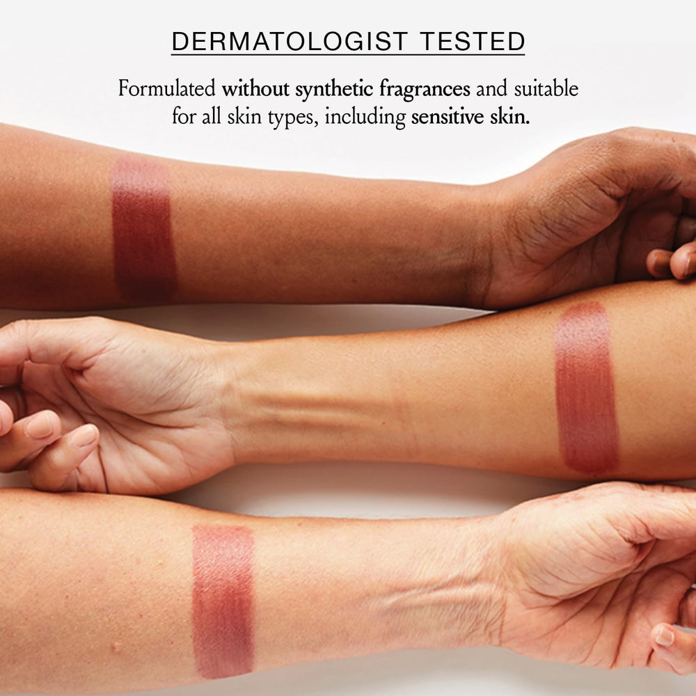 Pocket-size packaging enables on-the-go touch-ups for fresh color.