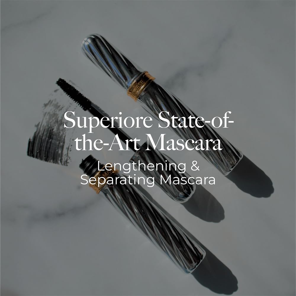 Borghese Superiore mascara brush application demonstrating separated lashes