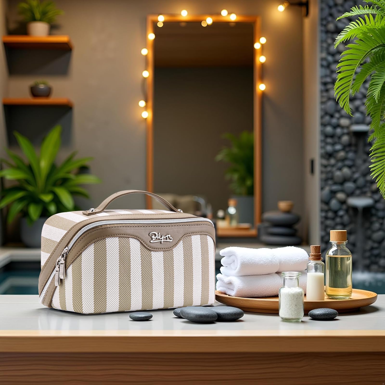BOYATU lightweight 0.75 lb design slides easily into luggage.