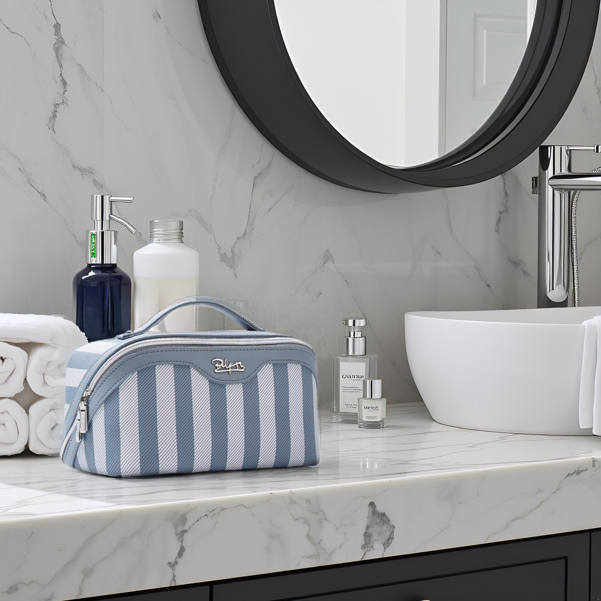 BOYATU travel makeup bag blue interior compartments organize cosmetics and skincare efficiently.