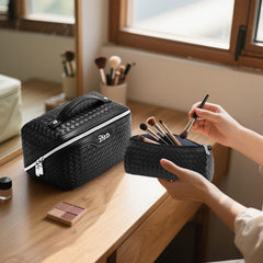 BOYATU vegan leather cosmetic bag highlighting waterproof durability