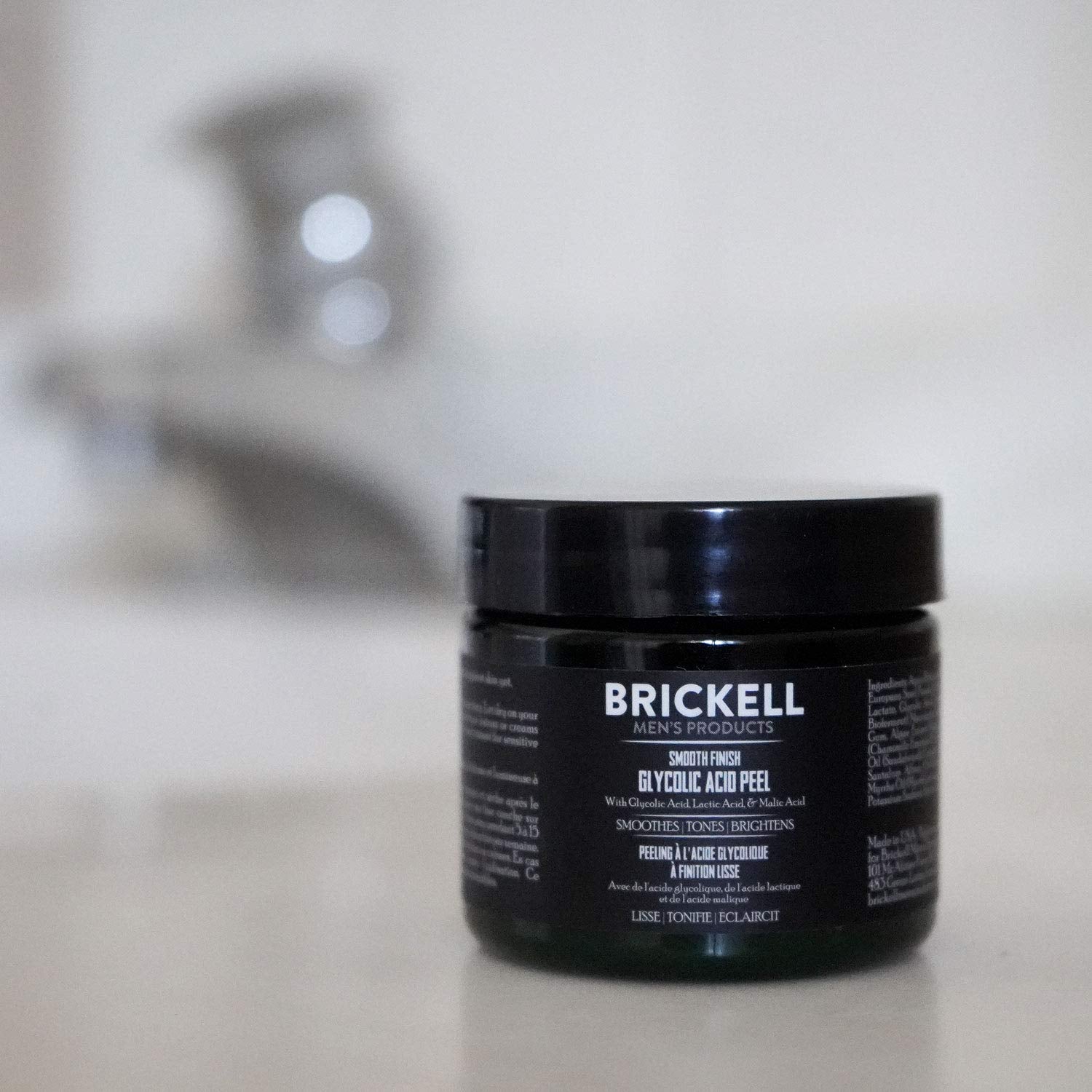 Brickell Men's Smooth Finish glycolic peel ingredients closeup featuring glycolic acid and MSM