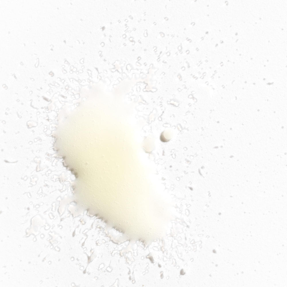 Briogeo Superfoods bottle label highlights vegan, cruelty-free, and silicone-free formula.
