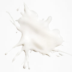 Briogeo Be Gentle Be Kind Aloe + Oat Milk spray mist application