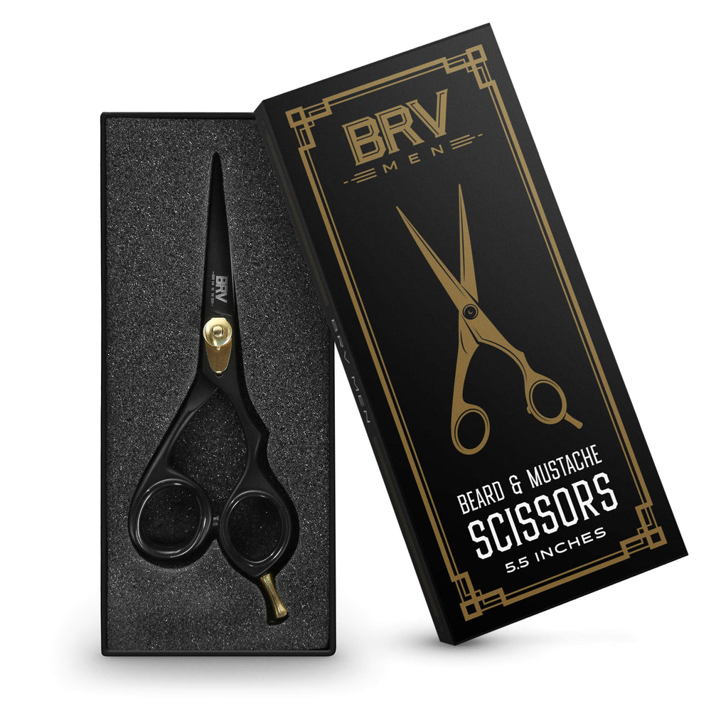 BRV MEN hammer-forged edge close-up highlights razor-sharp blade performance.