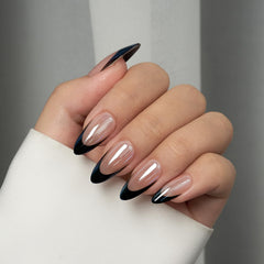 BTArtbox nail glue applicator tips help secure your press-ons for longer wear.
